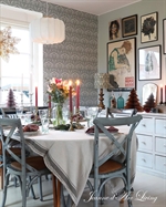 Jeanne d´Arc Living Et drys af JULEMAGI dækket julebord - Tinashjem